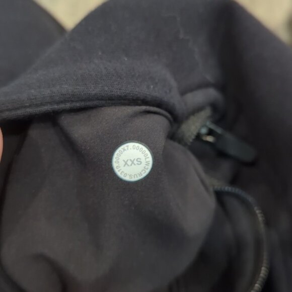 Lululemon Long Horizons Hoodie Black - Picture 6 of 13